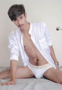 Aung Naing-kc