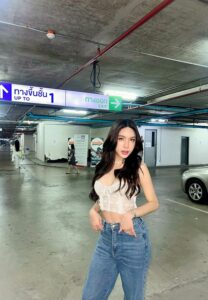 ครูแพรว-หุ่นดีมาก