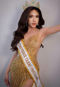 ครูแพรว-หุ่นดีมาก