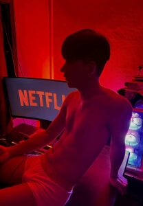 บาส-ธนวันต์-Com