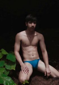 บาส-ธนวันต์-floor