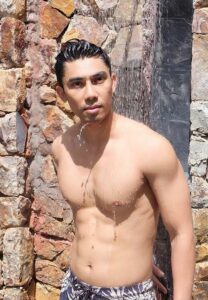 Khaooat-Thanawat-rock