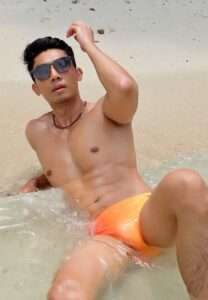 Khaooat-Thanawat-sand