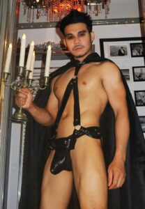 พงษ์-นวดประกอบเพลง-ผี