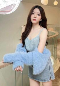 พลอย-ชนิดา-สดใส