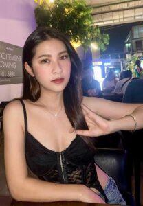 Mean-Tk-เน็ตไอดอลหน้าสวย