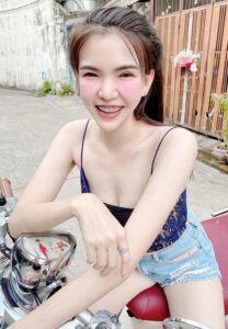 พลอย-Ploybarbie-เน็ตไอดอลยิ้มสวย พลอย-Ploybarbie-เน็ตไอดอลยิ้มสวย