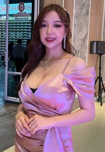 สุขธิดา-ไชยรบ-เน็ตไอดอลสวยจึ้ง