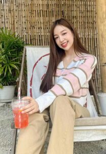 สุขธิดา-ไชยรบ-เน็ตไอดอลสายคาเฟ่