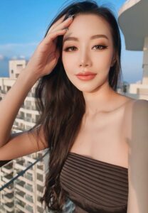 Kulissara-Mekkluan-model-sexy