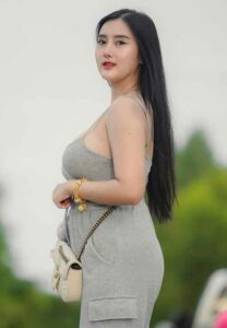 Creemmy-หันข้าง