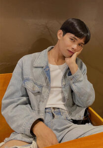 Tua ชายหนุ่ม