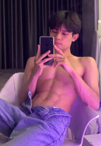 Tua เซลฟี่