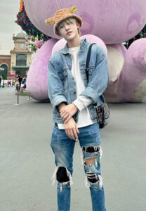 Assawin-Phothong-เที่ยวต่างประเทศ