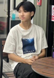 Boy-เสื้อขาว