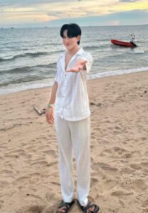 Chanakan-ขอมือ