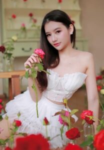 Aom-สวยสับ