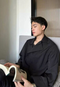 Arinchai-เสื้อดำ Arinchai-เสื้อดำ