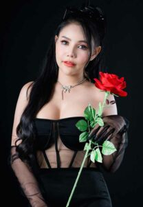 ยุ้ย-ศศิวรรณ-ดอกไม้