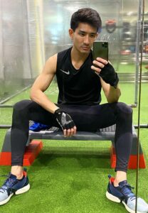 Tanawat-เข้ายิม