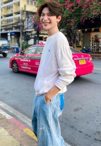 Phi-Phu-ยิ้มเก่ง