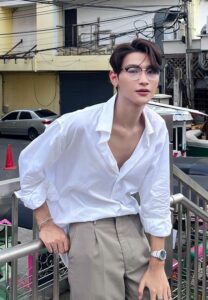 Phi-Phu-ใส่แว่น