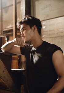 Shawn-blackshirt Shawn-blackshirt