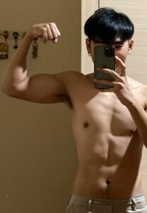 Opang-Thongsuphon-กล้ามเซ็กซี่