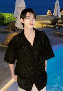 Wachira-pat-เสื้อดำ