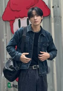 Jay-Jay-เสื้อยีนส์