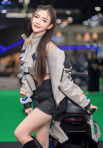 Mee-Yok-น่าสวย Mee-Yok-น่าสวย