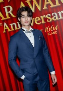 Sanonh-Maniphonh-เสื้อสูทกรม