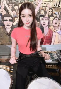 Tarisa-Preechatangkit-ตีกล้อง