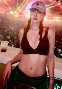 Ploy-Preeyaphat-ปาร์ตี้ Ploy-Preeyaphat-ปาร์ตี้