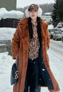 Ploy-Preeyaphat-เทียว Ploy-Preeyaphat-เทียว