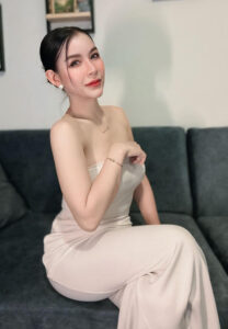 Mint-Mi-Ni-ชุดขาว