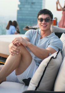 Gun-Gun-พักผ่อน