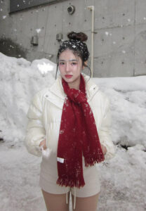 Ketmanee-Bualuang-เน็ตไอดอลสาว