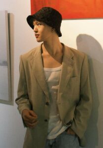 Peerawat-ใส่หมวก