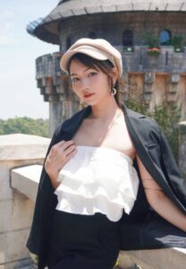 Ginxmaii-007-Stunning