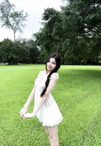 Thidarat Wutthisan-029-Cute