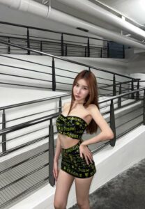 Chalisa Wangperm-007-Elegant