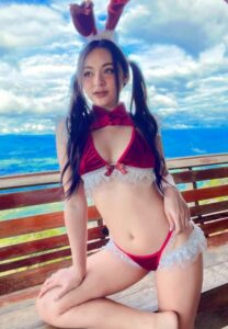 Gida Arisara Yibphikul-002-Stunning