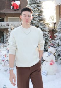 Jaruwit Phoprom-006-Elegant