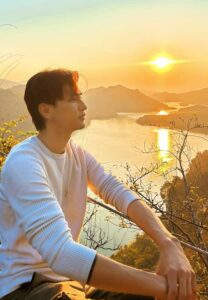 Folk saransrirat-012-Graceful