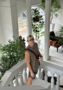 Kitipoom Butjinda-010-Pretty