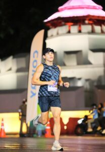 Kitipoom Butjinda-018-Elegant