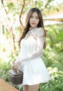 Tamonwan Prasertsak-023-Elegant