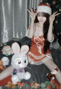 M𝐢𝐦𝐢𝐞𝐩𝐥𝐨𝐲-008-Breathtaking