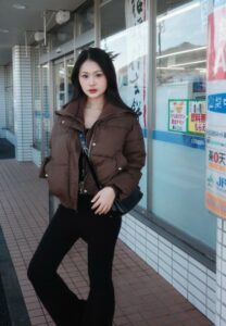 Noona-017-Gorgeous